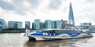 This image has an empty alt attribute; its file name is clipper.jpg